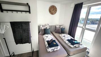 1 bedroom, WiFi, bed sheets