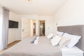 4 Schlafzimmer, Bügeleisen/Bügelbrett, kostenloses WLAN, Bettwäsche
