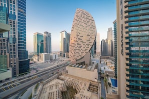 Appartement, balcon, vue sur la ville | Vue de la chambre
