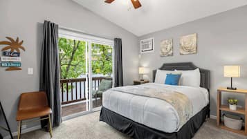 House, Multiple Beds, Patio (Dockside Dream) | 4 bedrooms, individually decorated, individually furnished, bed sheets