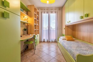 2 Schlafzimmer, Bügeleisen/Bügelbrett, Reisekinderbett, WLAN