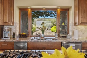 Fridge, microwave, oven, stovetop - Heart of Oaks Ranch - A Private Hilltop Wine Country Retreat (Sonoma)