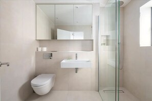 House | Bathroom