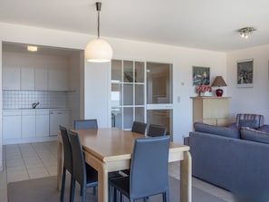 Dining - Pleasant Flat on Seafront With Terrace (Koksijde)