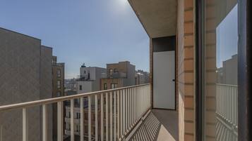 Căn hộ | Ban công