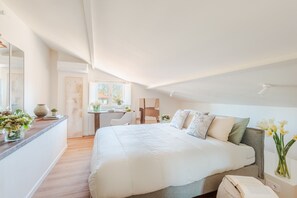 2 Schlafzimmer, Bügeleisen/Bügelbrett, Bettwäsche