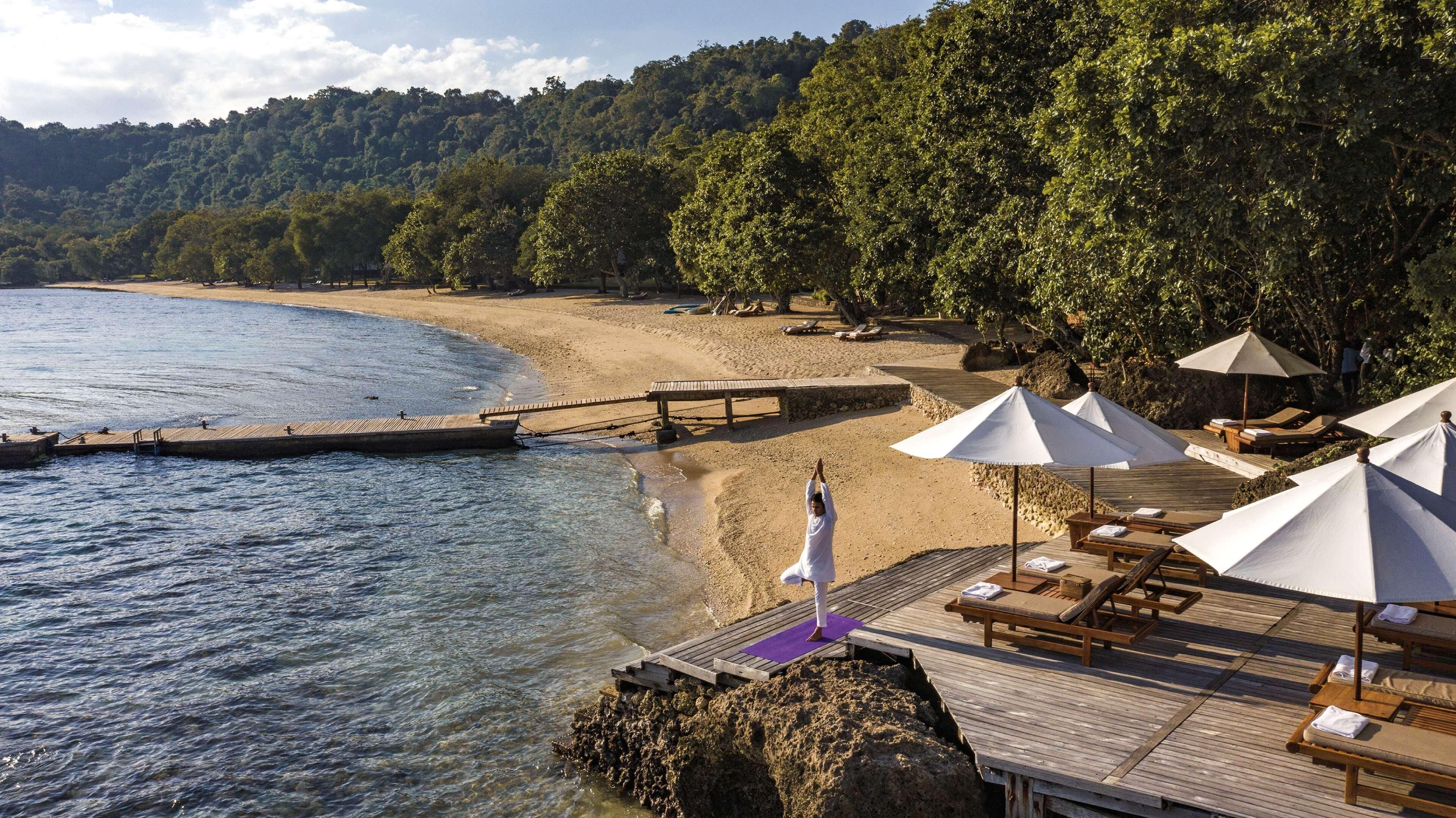 Buceo, paseos en velero, bote de remos