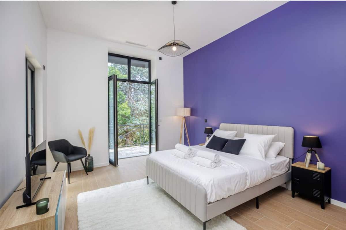 3 habitaciones, decoración personalizada y muebles diferentes