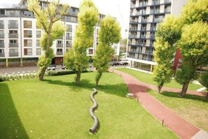 Property grounds - GREENWICH LUX STUDIO LONDON. 1-3months+. Central, From GBP288- GBP1620per mth (London)