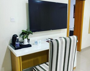 Desk, laptop workspace, free WiFi