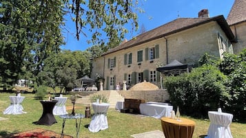 Restauration extérieure