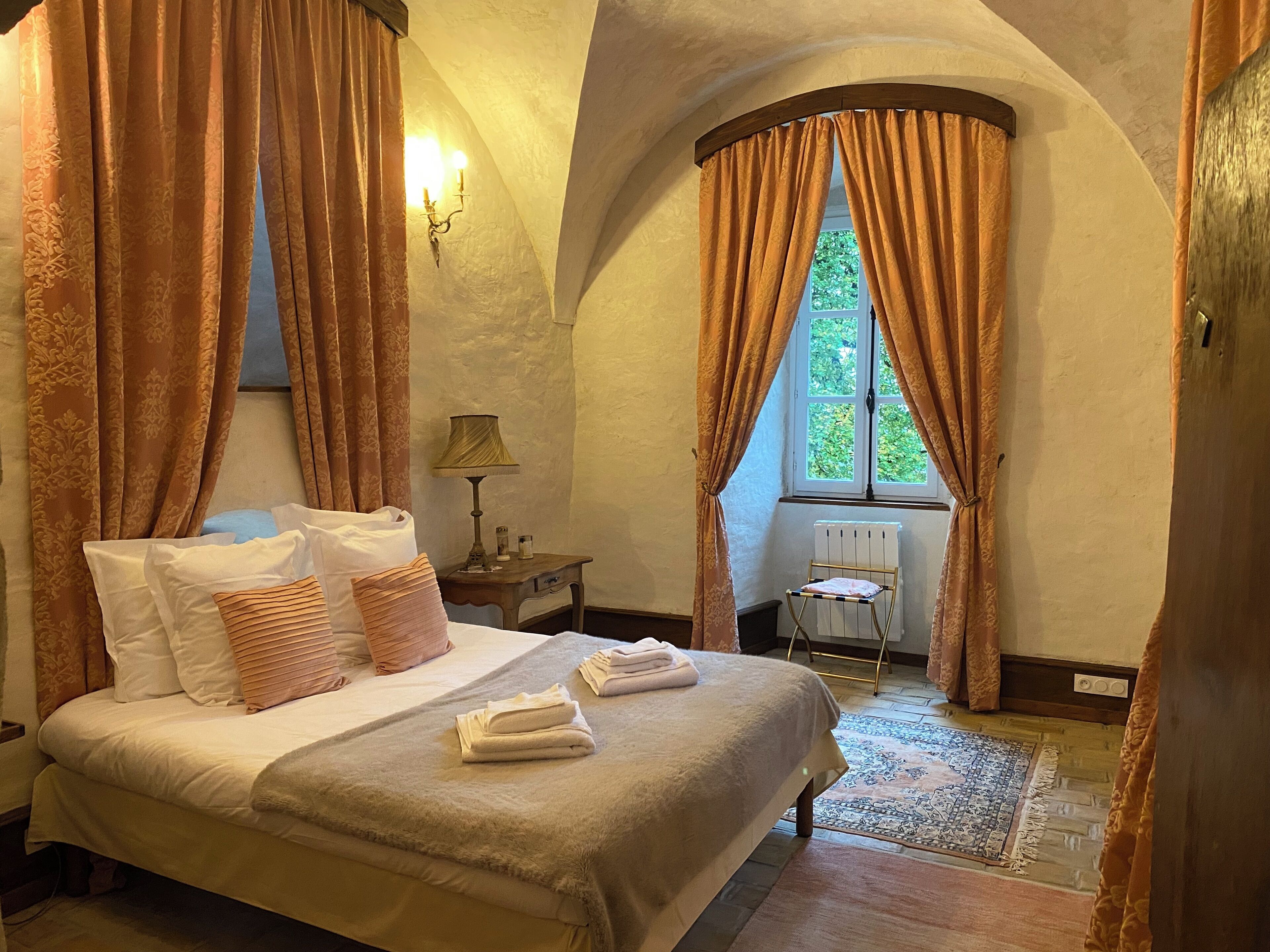 Familierom, fjellutsikt | Strykejern/-brett og wi-fi (inkludert)