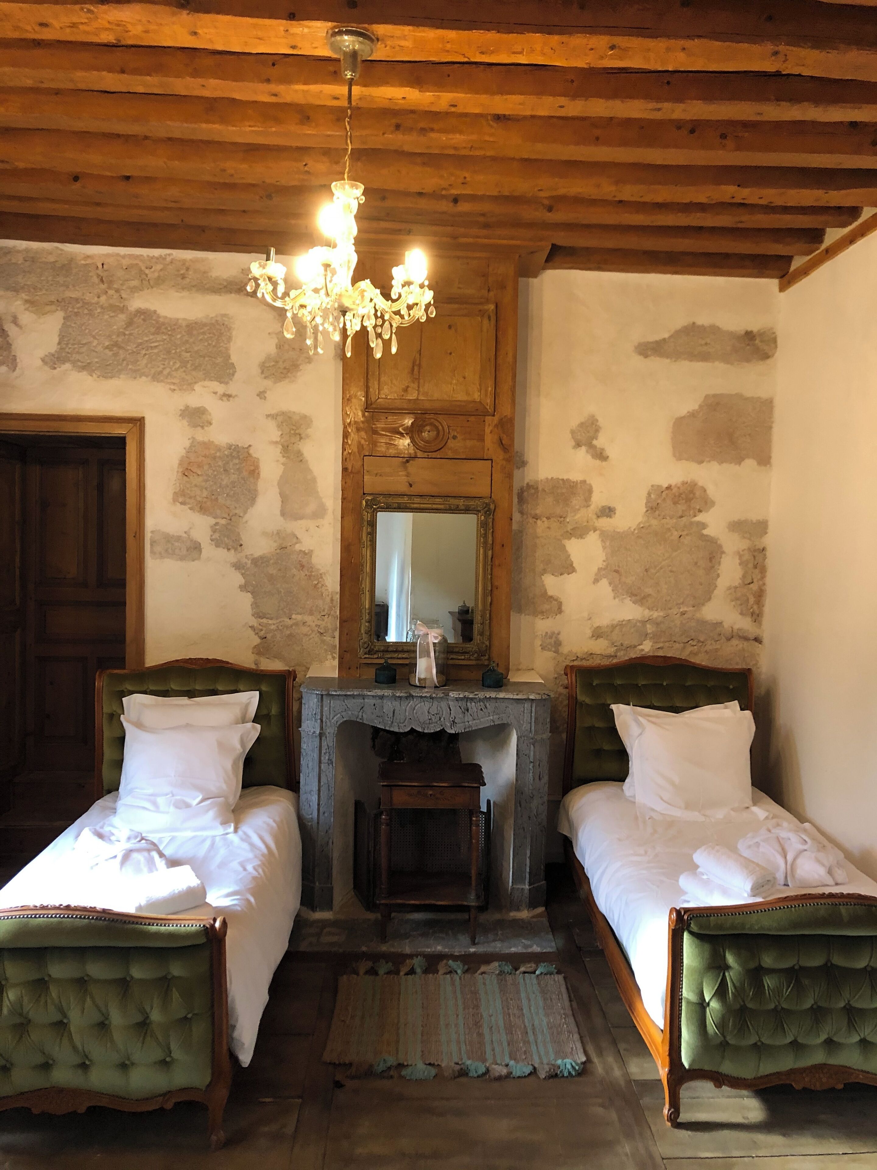 Iron/ironing board, free WiFi