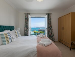 3 bedrooms, individually decorated, individually furnished, free WiFi - Skysail (St Ives)