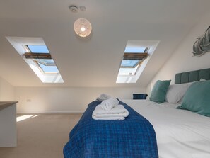 3 bedrooms, individually decorated, individually furnished, free WiFi - Skysail (St Ives)