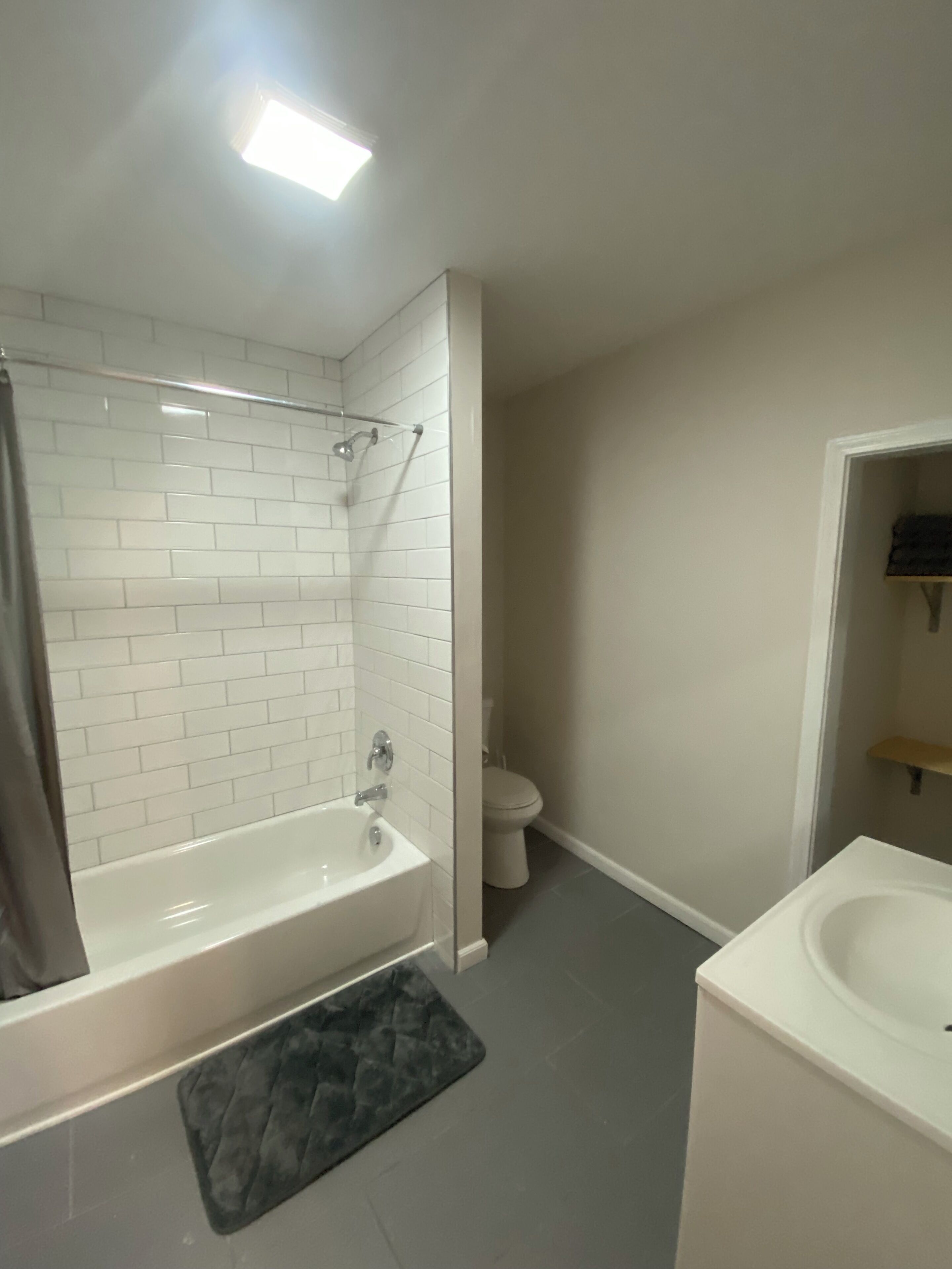 Toallas y papel de baño 