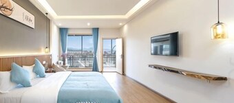 Keli Select Zero Pressure Sleep Hotel (Zhijiang Sports Center)
