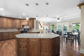 Huis, Meerdere bedden, terras (Lakeside Oasis) | Interieur