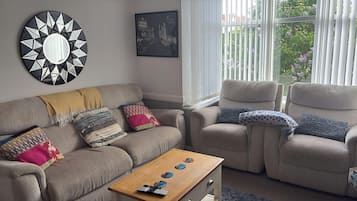 House | Living area | Fireplace