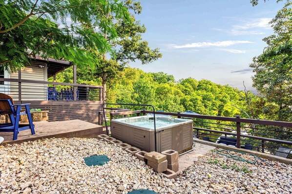 House, Berbilang Katil, Hot Tub (One More Night) | Tab spa terbuka