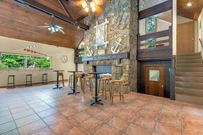 Condo, Multiple Beds, Patio (Ozark Escape) | Dining