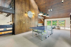 Spielezimmer