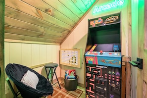 Spielezimmer