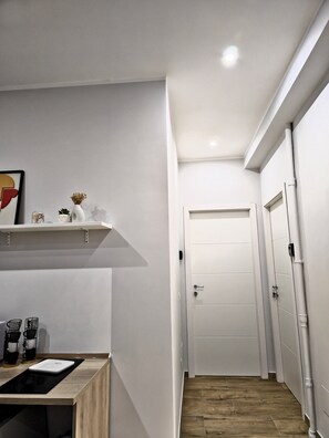 Interior entrance - Ventuno Dei Luxury Suites - San Giovanni (Rome)
