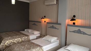 Standard-Vierbettzimmer | Kostenloses WLAN