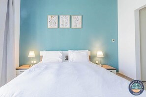 1 habitación, tabla de planchar con plancha, wifi y ropa de cama 