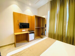 Superior-Doppelzimmer, Balkon, Stadtblick