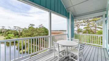 Apartemen Superior, balkon | Teras/patio