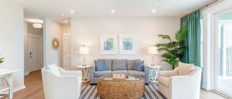 Appartamento Deluxe, balcone | 3 camere, ferro/asse da stiro, Wi-Fi gratuito