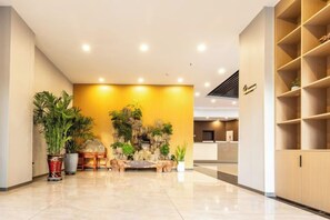 Lobby - ning zhao Hotel (Shijiazhuang Railway University Subway Station) (Shijiazhuang)