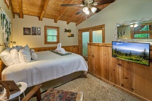1 bedroom, desk, WiFi, bed sheets
