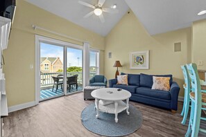 Comfort Apartment | Living area - Cambridge Cove by KEES Vacations (Kill Devil Hills)