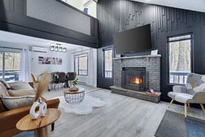 Interior - Starlight Chalet | Game Room | Pool Access | AC (Tobyhanna)