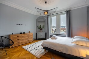 1 chambre, fer et planche à repasser, Wi-Fi gratuit, draps fournis