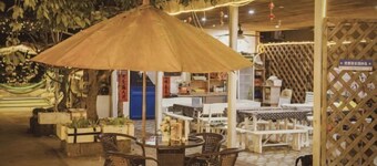 Weizhou Island Shili Courtyard (Shell Beach Store)