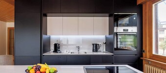 Luxury Alpine Retreat • Mountain View • Near Lift