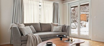 Timeless Alpine Stay, Terrace, Central Davos