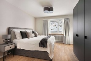 1 soverom, skrivebord, strykejern/-brett og wi-fi