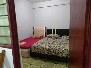 3 bedrooms, in-room safe, desk, bed sheets - Marvelous 3-bedroom apartment in Alor Setar. (Alor Setar)