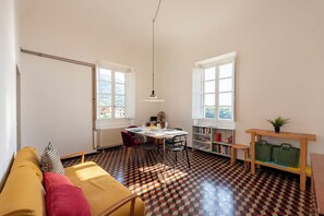 Standard-Apartment, Mehrere Schlafzimmer (Sea View Apartment Camogli Hill) | Wohnbereich