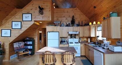 Arnold's Riverside Retreat on the Manistee