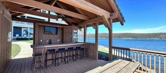 The Tiki House Stay for 28!