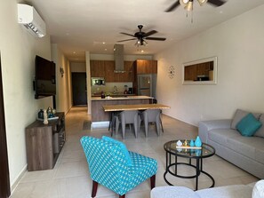 Smart TV - *Apartment in Playa del Carmen, 10 mins from the 5th, all equipped. (Playa del Carmen)