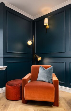 Interior - Sapphire Suite The Stirling Residence (Stirling)