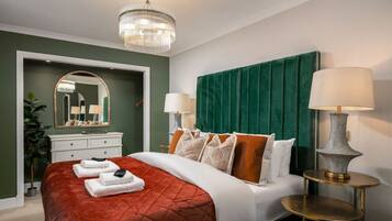 3 dormitorios, tabla de planchar con plancha, wifi y ropa de cama