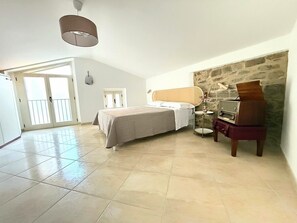 1 chambre, Wi-Fi gratuit, draps fournis